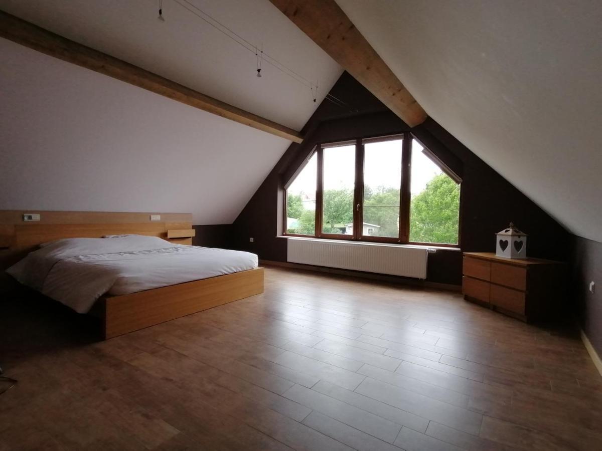 L'Atelier D'Arthur - Gite Chaleureux Avec Jacuzzi. Tenneville Eksteriør bilde